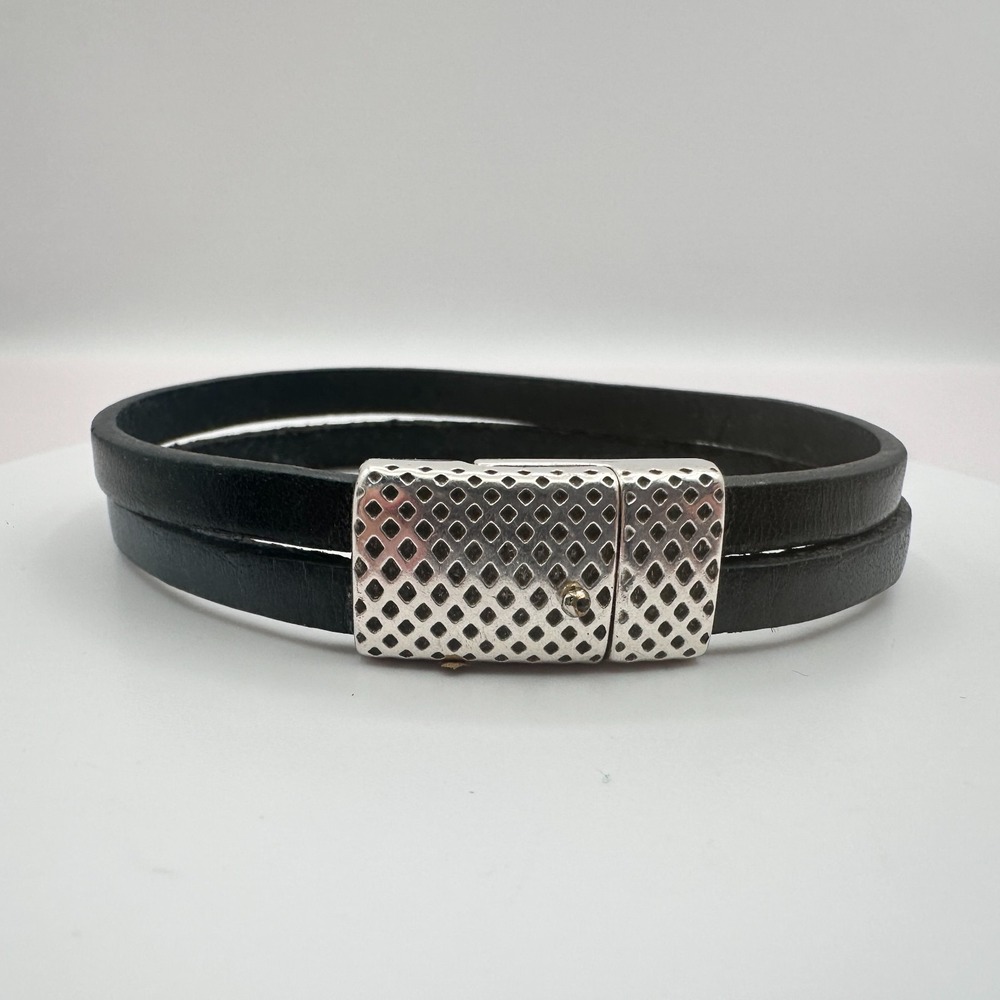 Vintage Y2K Silver Tone Black Double Wrap Leather Bracelet Minimalist